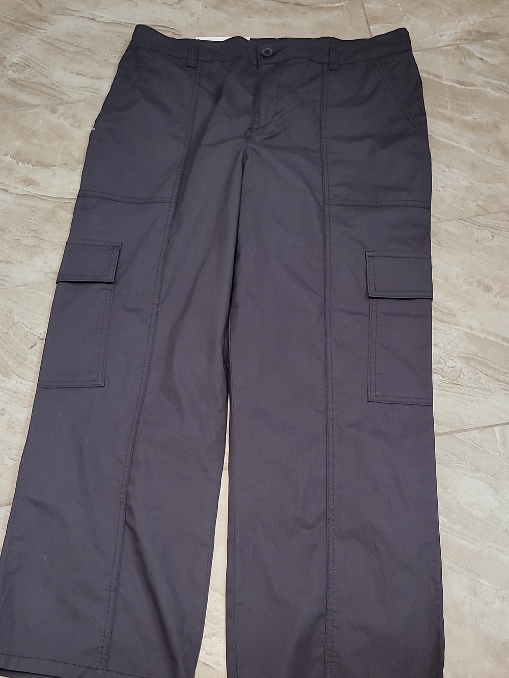 Sanctuary Wide-Leg Cargo Pants in Dark Gray